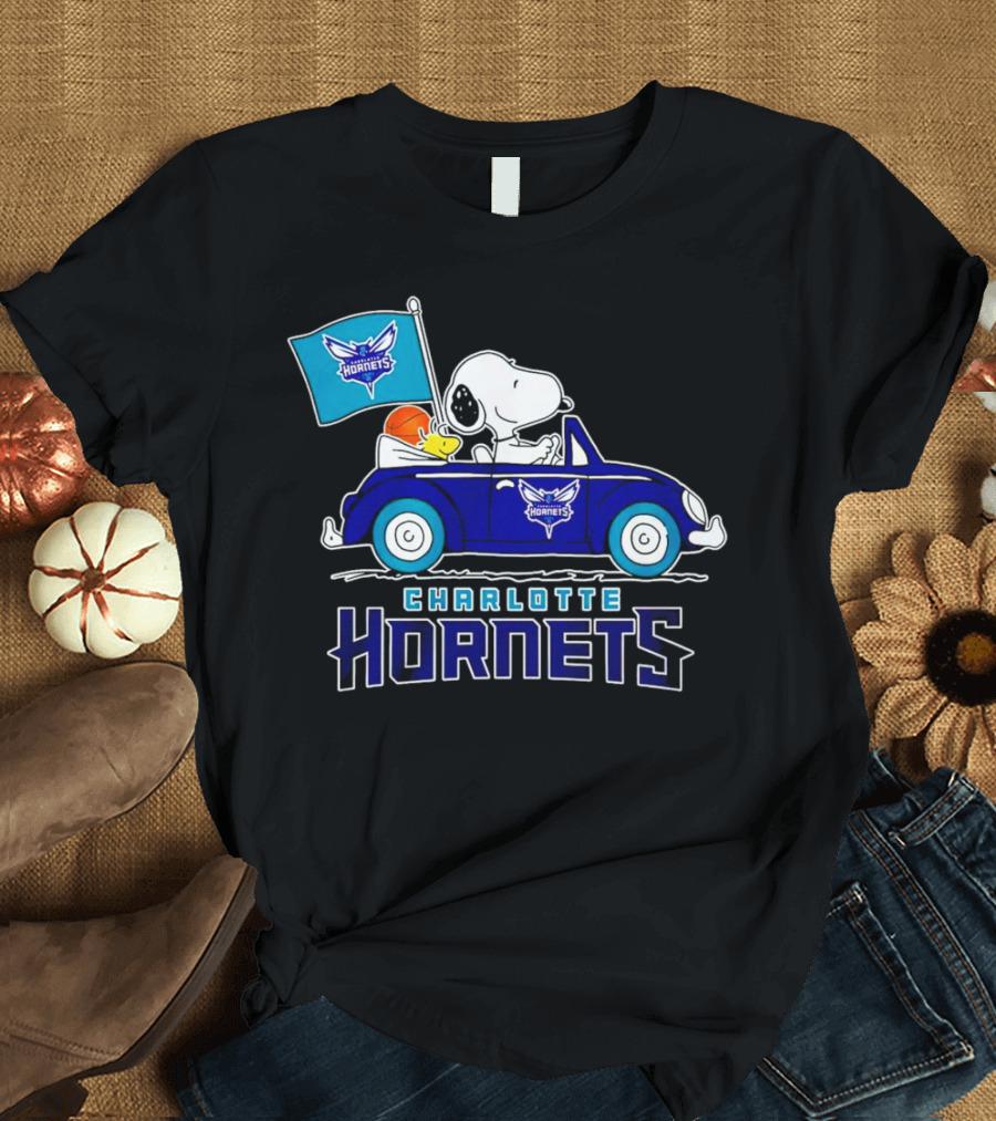 Charlotte Hornets Snoopy Dog Driving Car With Flag T-Shirt