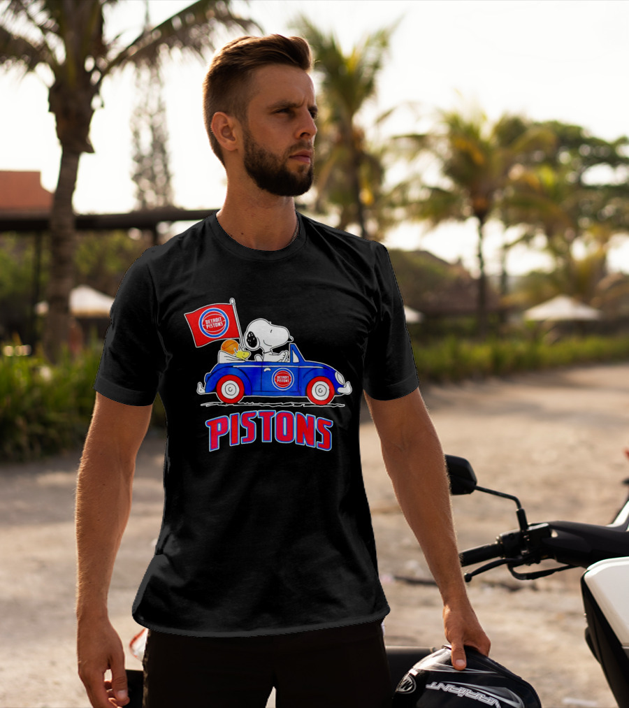 Detroit Pistons Basketball Snoopy Driving Car With Flag T-Shirt