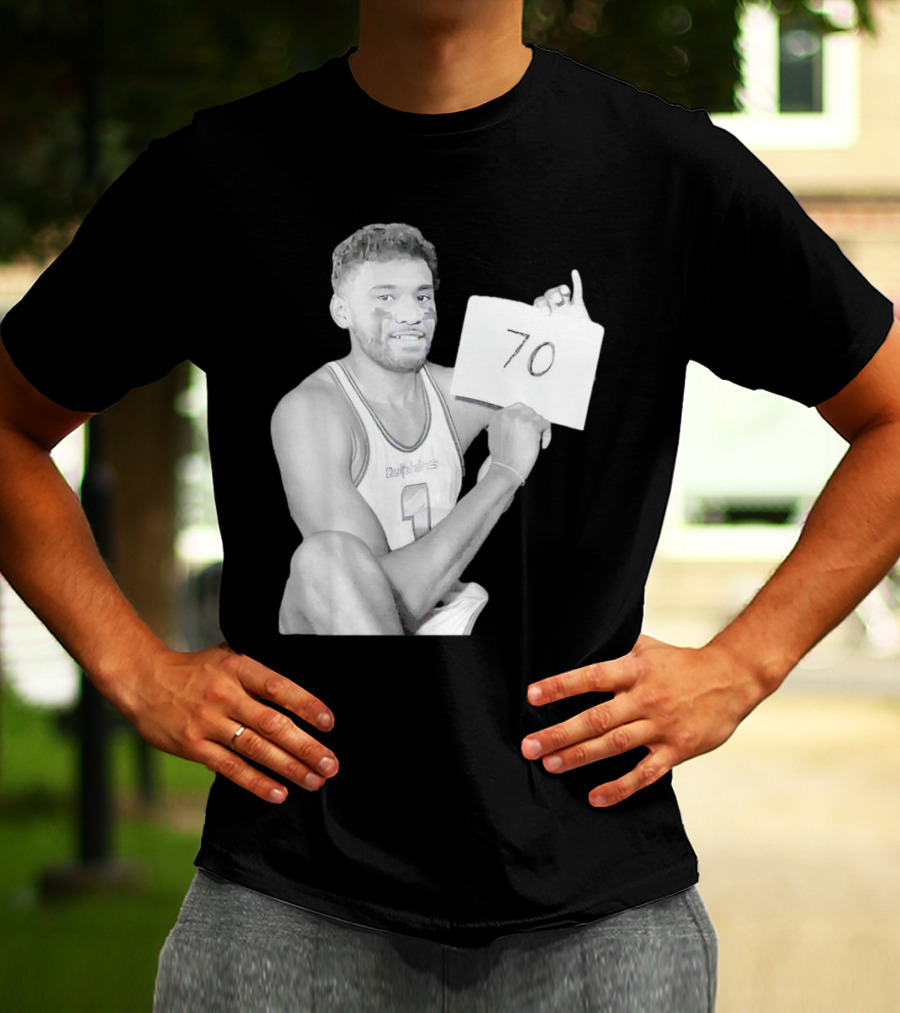 Dolphins Quarterback Tua Tagovailoa 70 Points Achievement T-Shirt