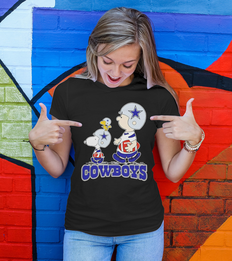Cowboys Snoopy Charlie Brown Woodstock Football Helmets T-Shirt