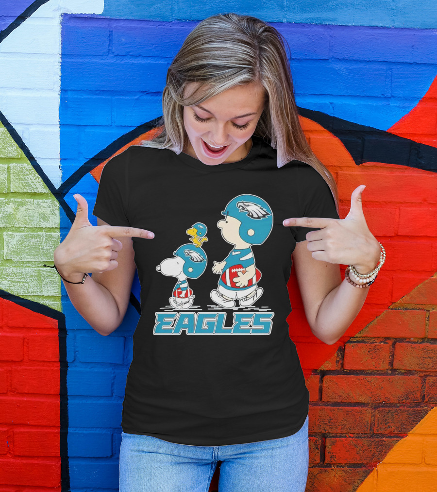 Eagles Football Snoopy Charlie Brown Woodstock Philadelphia T-Shirt