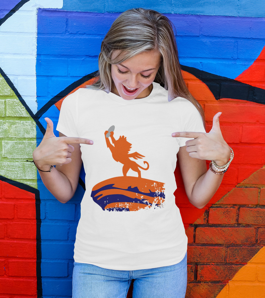 Fc Cincinnati King Of The Shield Orange Lion Crowned On Mound T-Shirt