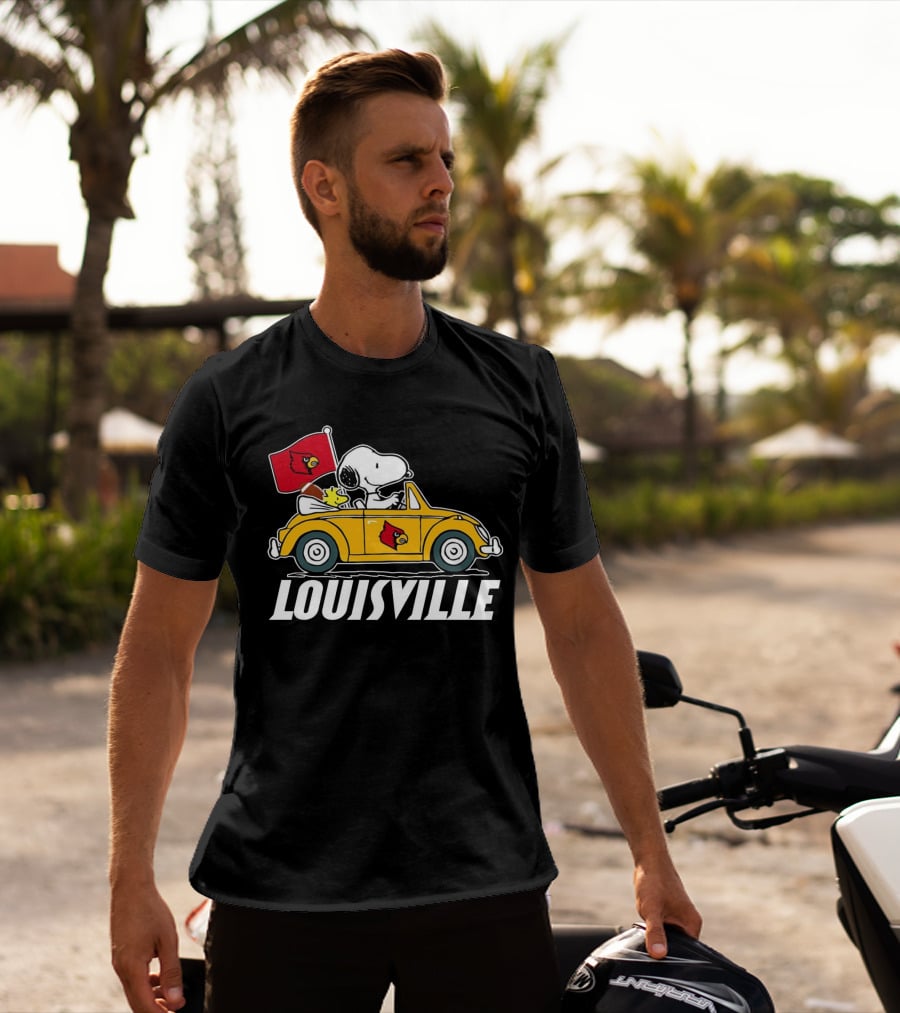 Snoopy And Woodstock Driving Louisville Cardinals Car T-Shirt