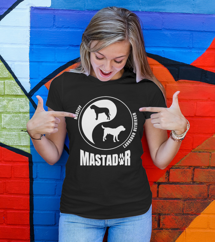 Mastiff Labrador Retriever Yin Yang Mastador T-Shirt