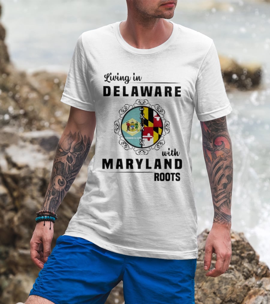 Living In Delaware With Maryland Roots Circle Crest T-Shirt