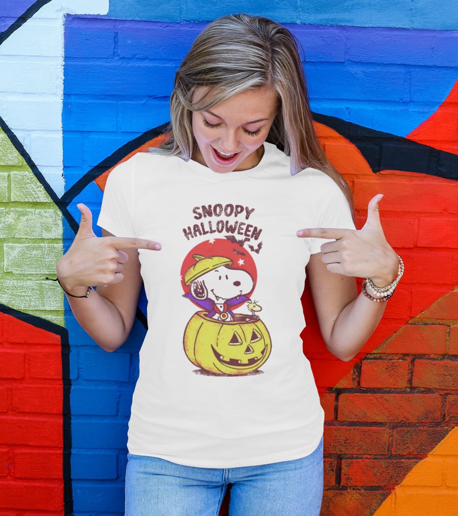 Snoopy Halloween Woodstock Peanuts Pumpkin T-Shirt