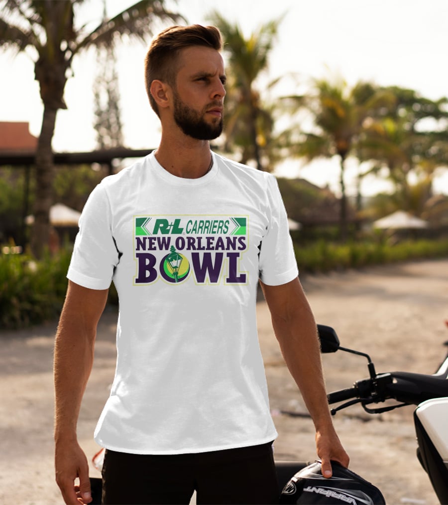 R+L Carriers New Orleans Bowl Purple Green Lantern T-Shirt