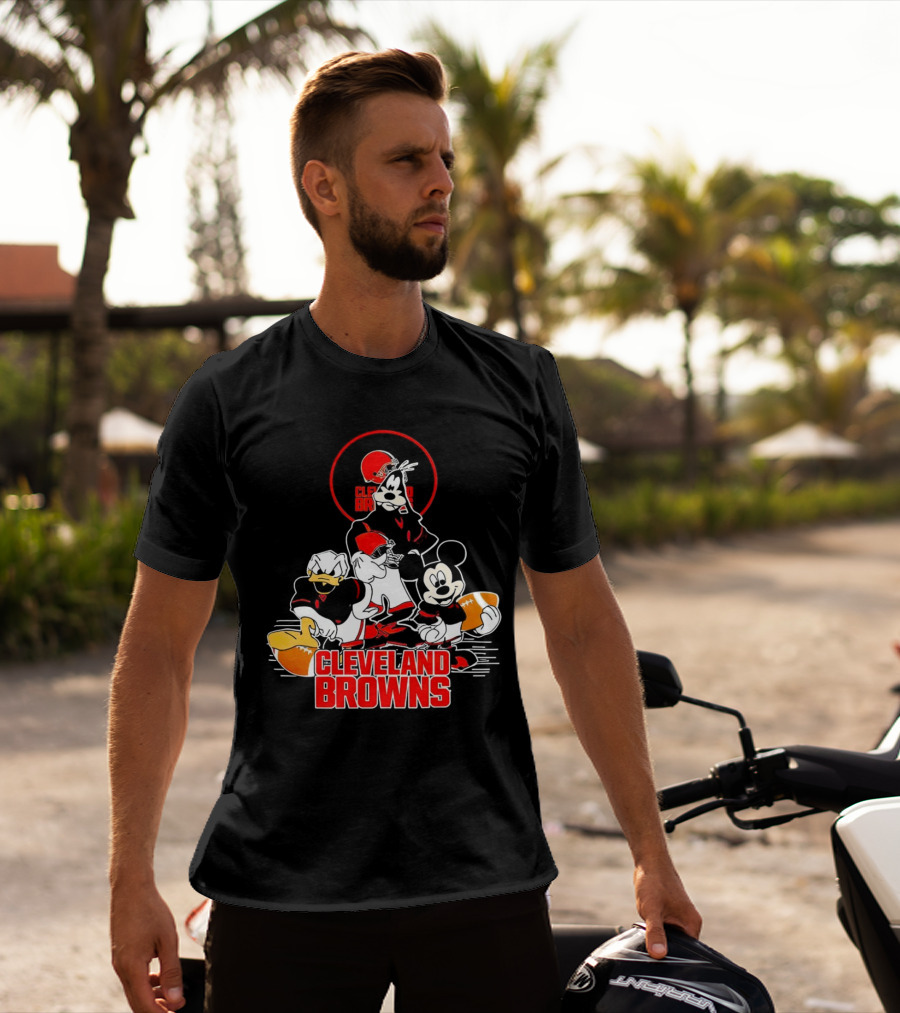 Cleveland Browns NFL Mickey Mouse Donald Duck Goofy Football Team T-Shirt