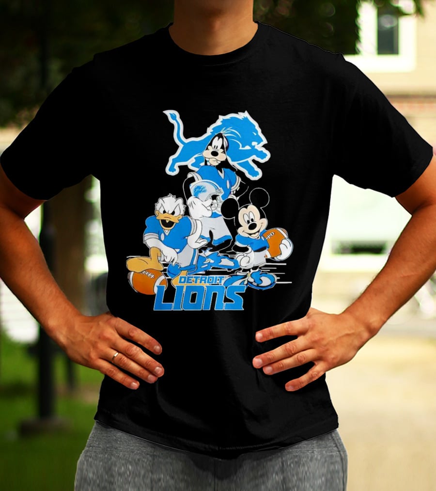 Detroit Lions Mickey Friends Game Day Football Disney T-Shirt