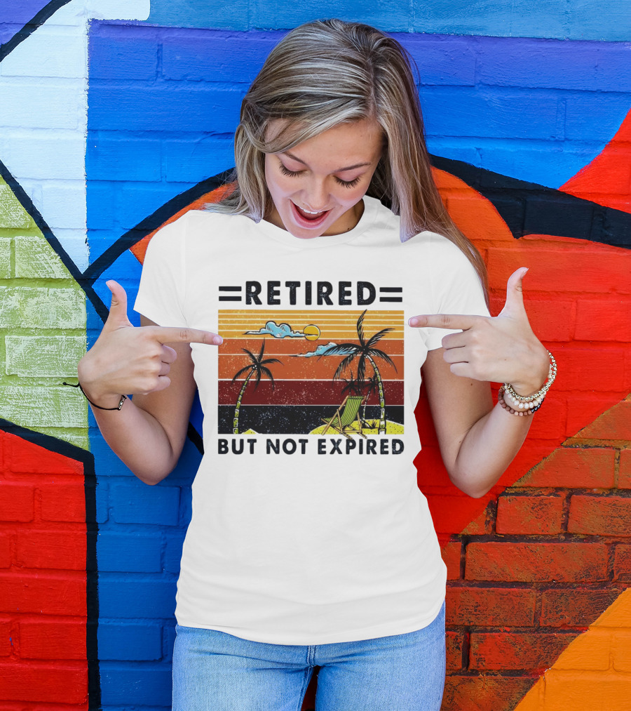 Retired But Not Expired Beach Vintage Sunset Palm Trees Chair Retro T-Shirt