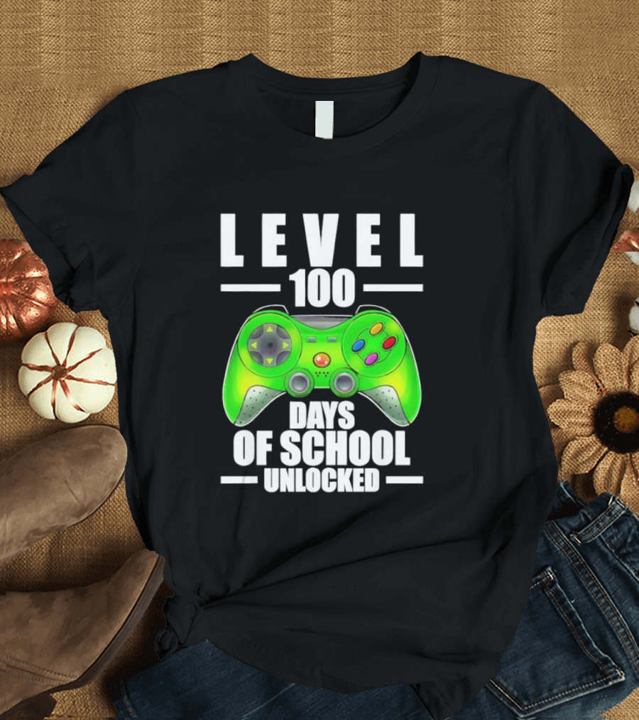LEVEL 100 DAYS OF SCHOOL UNLOCKED GAMING CONTROLLER T-Shirt