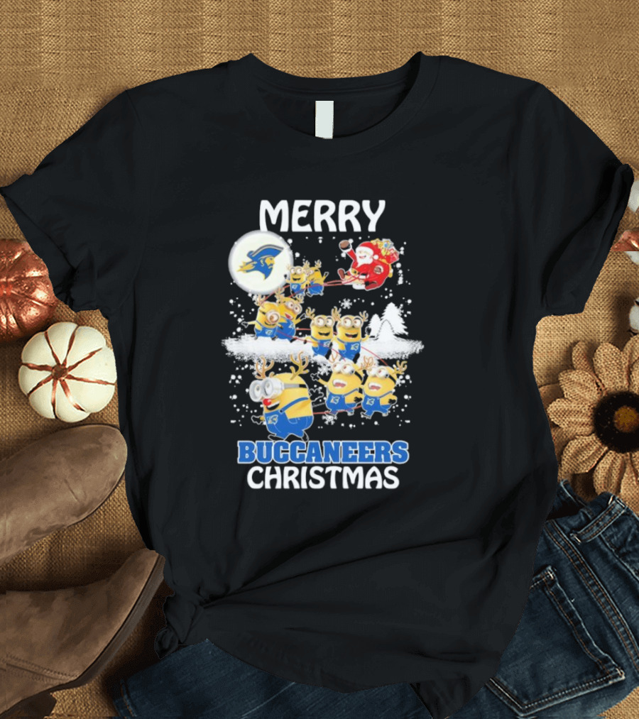 Merry Buccaneers Christmas Minions East Tennessee State Santa T-Shirt