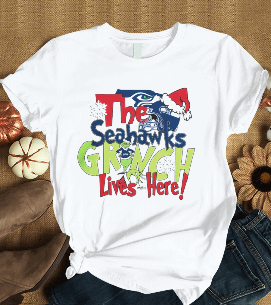 The Seattle Seahawks Grinch Lives Here Christmas T-Shirt