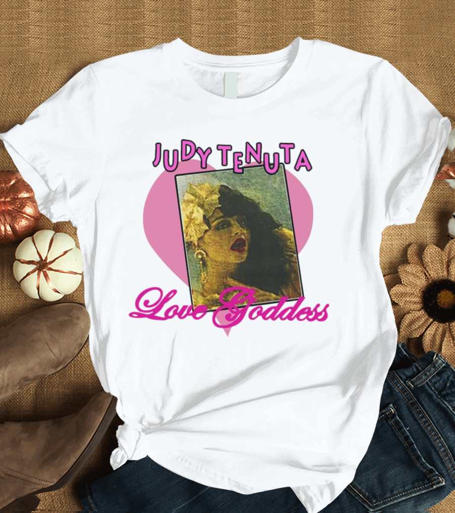 Judy Tenuta Love Goddess Vintage Art With Heart Background T-Shirt