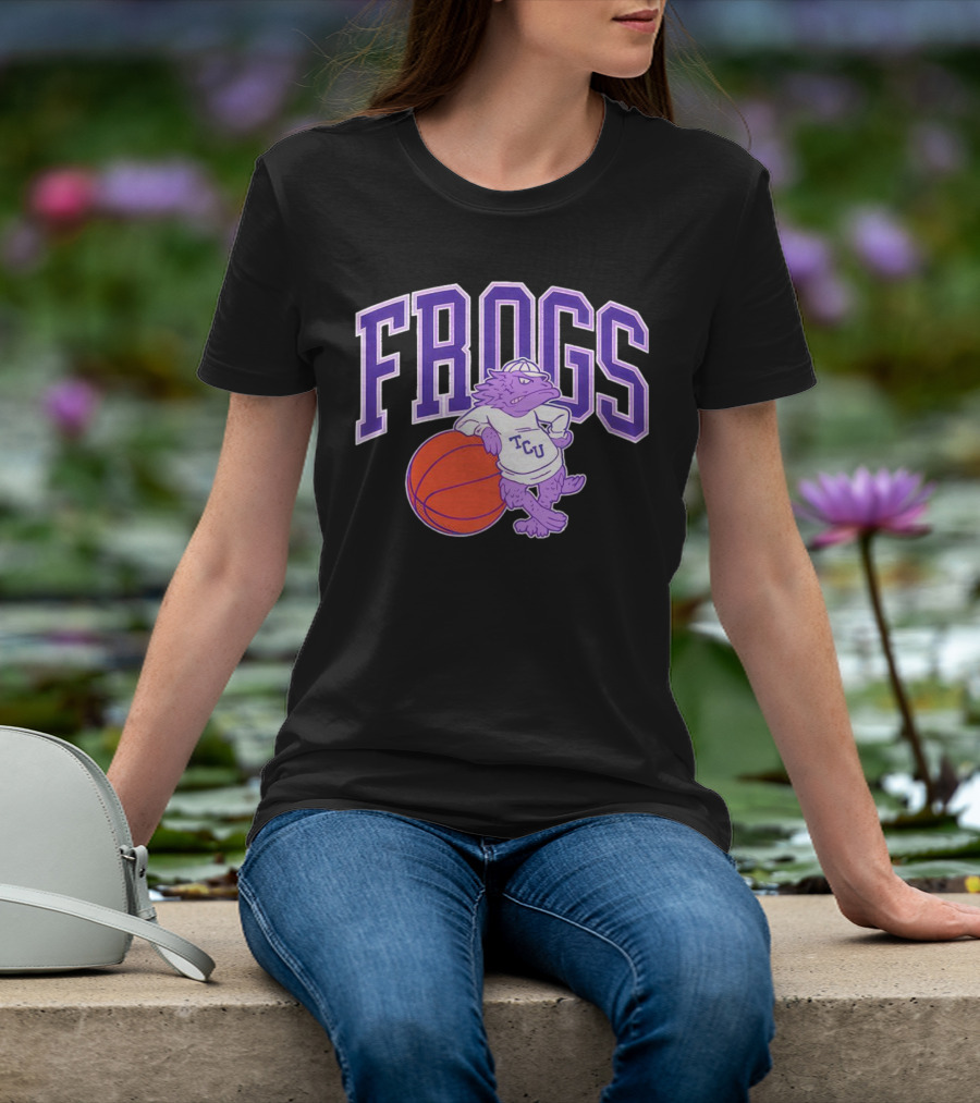 TCU Frogs Basketball Mascot With Purple Horned Frog And Ball T-Shirt