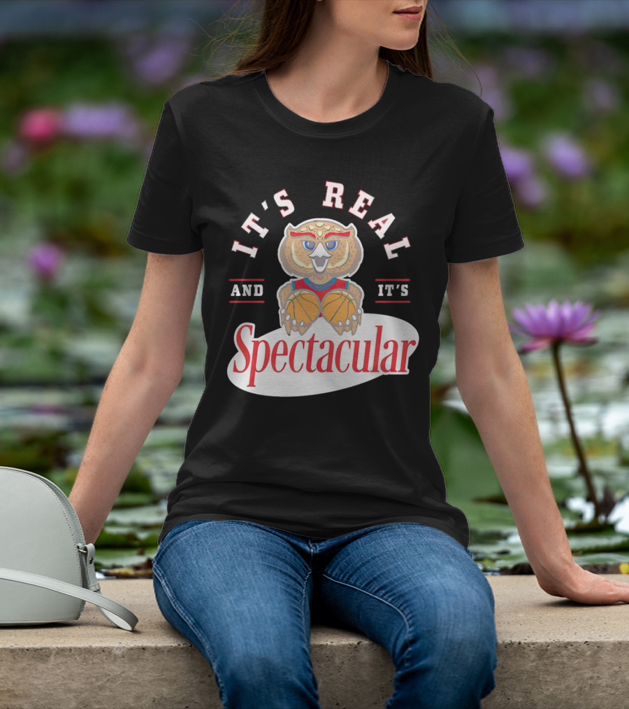 IT'S REAL AND IT'S SPECTACULAR BASKETBALL OWL WITH HOOP EYES T-Shirt