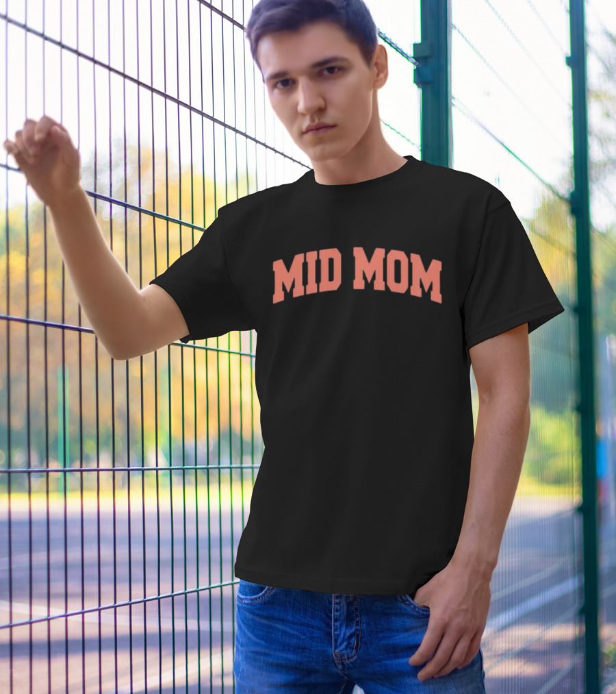 MID MOM Vintage Sports Typography T-Shirt