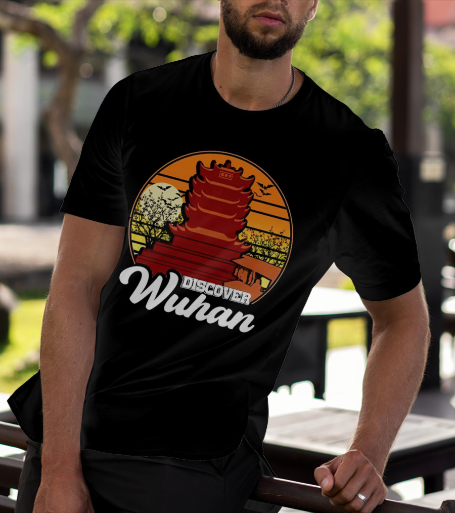 Discover Wuhan Pagoda Vintage Sunset Scene T-Shirt