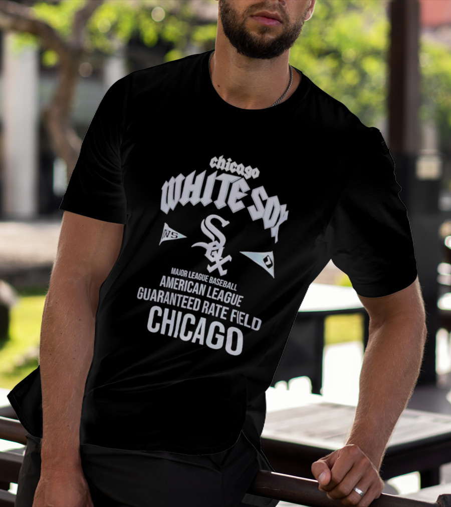 Chicago White Sox Major League Baseball American League Chicago Guaranteed Rate Field T-Shirt