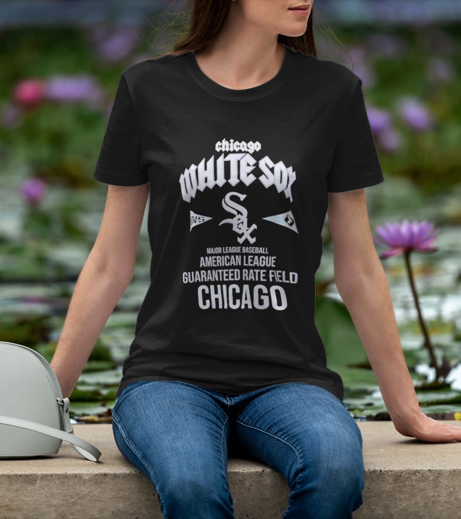 Chicago White Sox Major League Baseball American League Chicago Guaranteed Rate Field T-Shirt