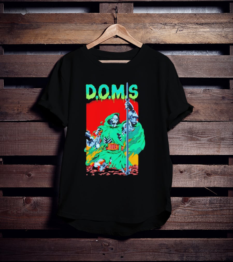 D.O.M.S Skeleton Warrior In Green Cloak Holding Staff T-Shirt