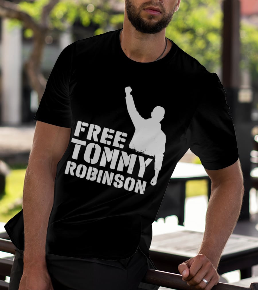 Free Tommy Robinson Silhouette Fist Raised Protest T-Shirt