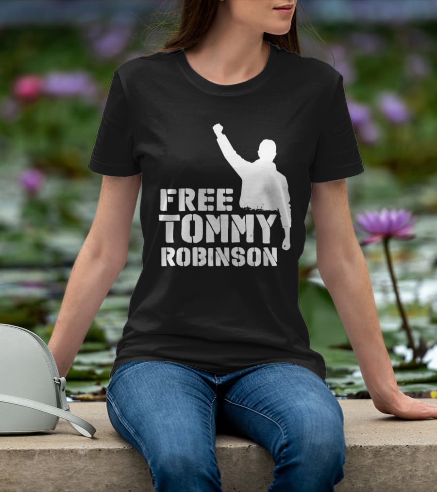 Free Tommy Robinson Silhouette Fist Raised Protest T-Shirt