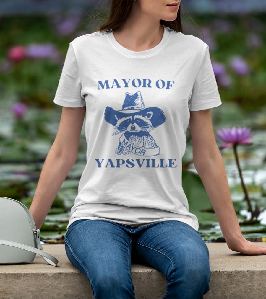MAYOR OF YAPSVILLE RACCOON WITH HAT AND SASH T-Shirt