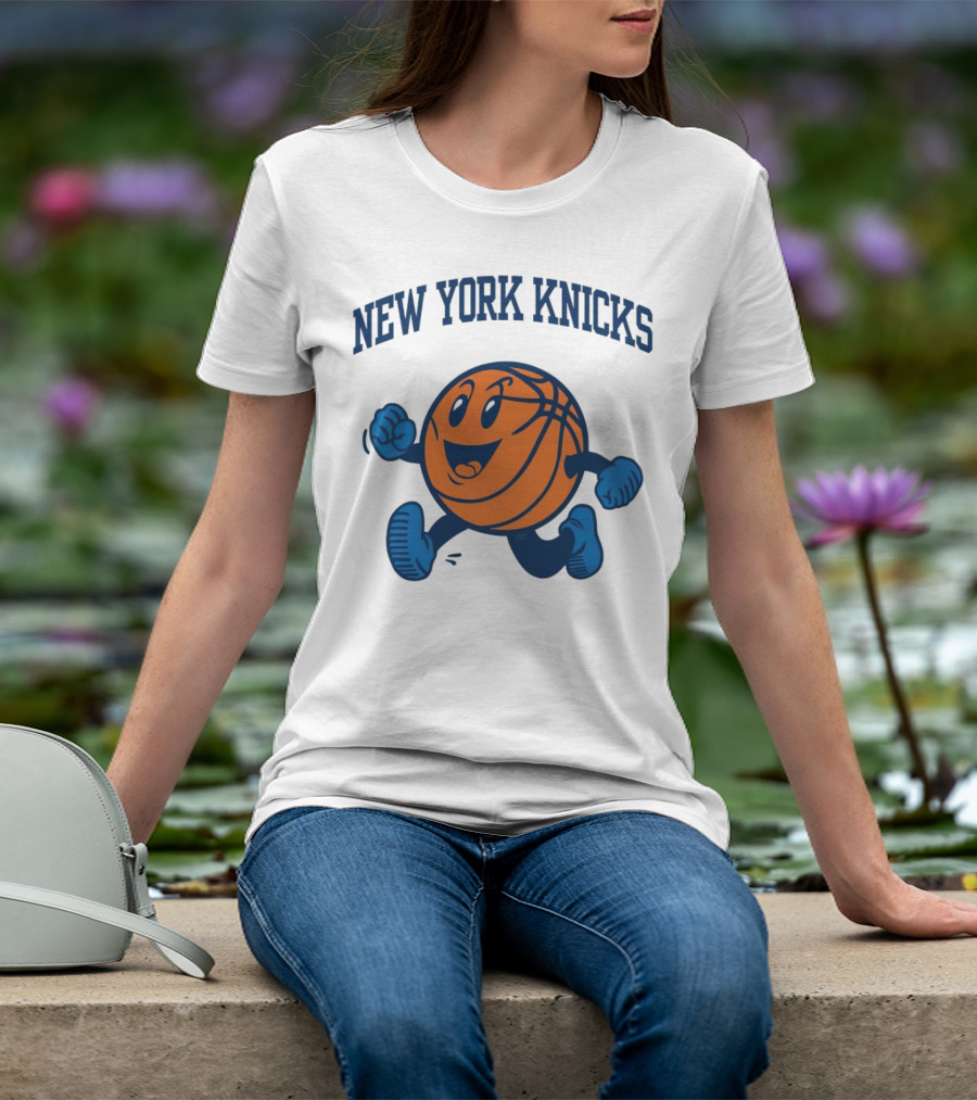 New York Knicks Running Basketball Character T-Shirt