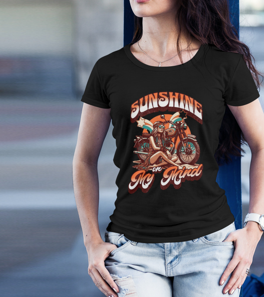 Sunshine On My Mind Hippie Motorcycle Sunset Retro Summer T-Shirt