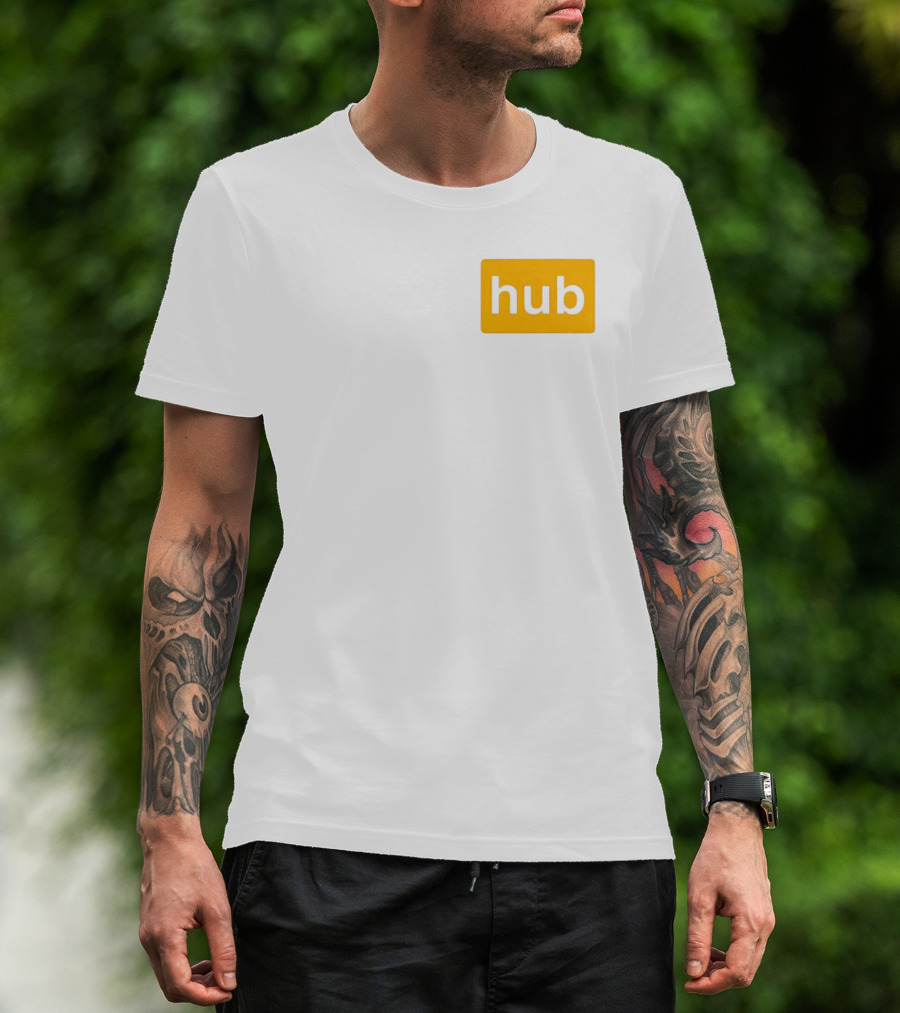 Briggs Hub Meme T-Shirt