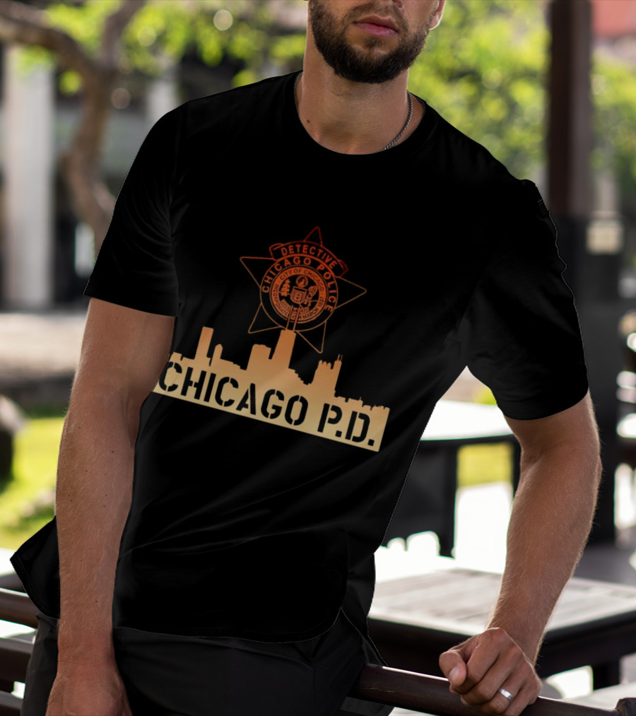 Chicago P.D. Detective Chicago Police Badge And City Skyline T-Shirt