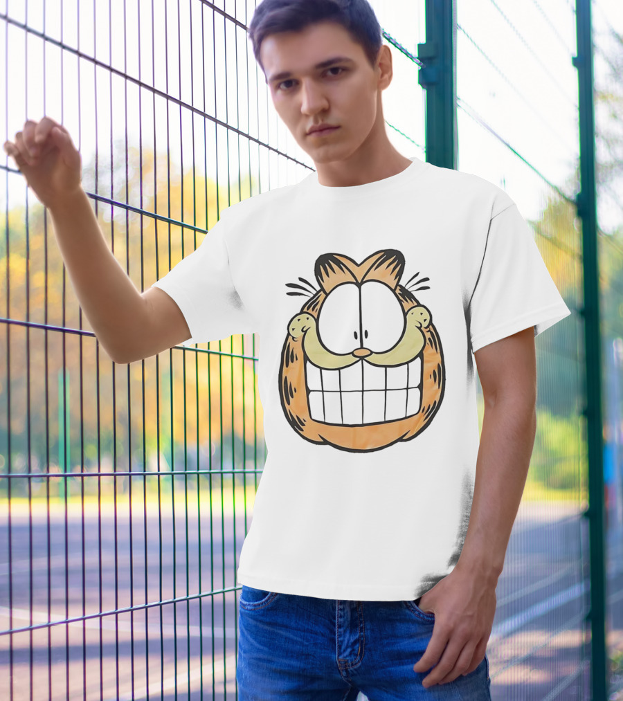 Garfield Big Face Classic Retro Comic Cat T-Shirt