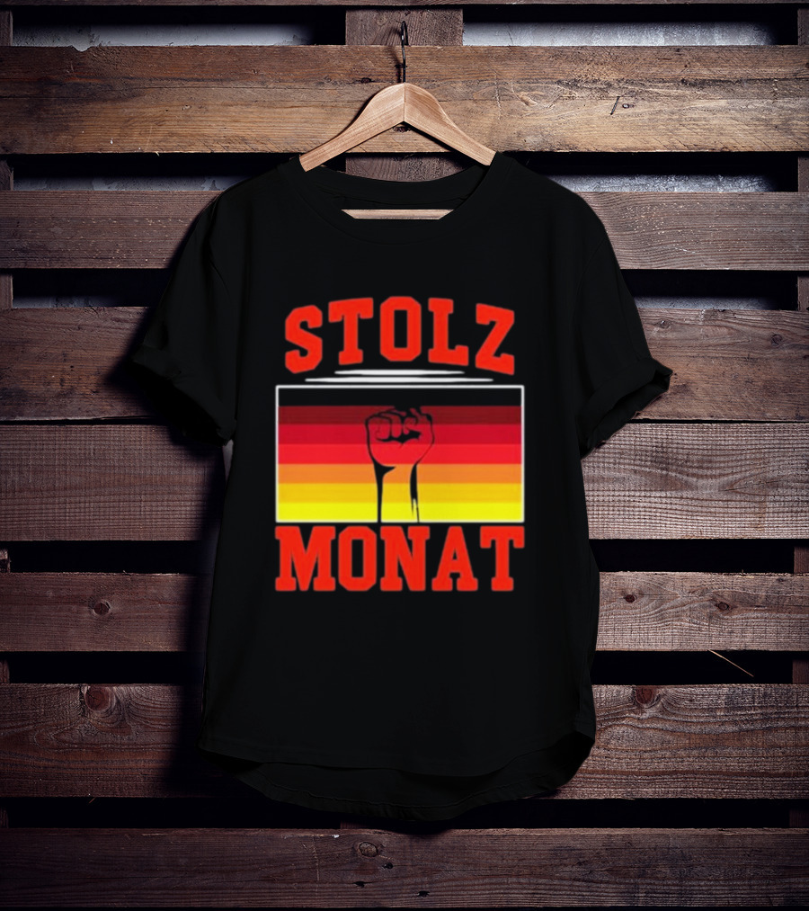 Stolz Monat Fist With German Flag Colors T-Shirt