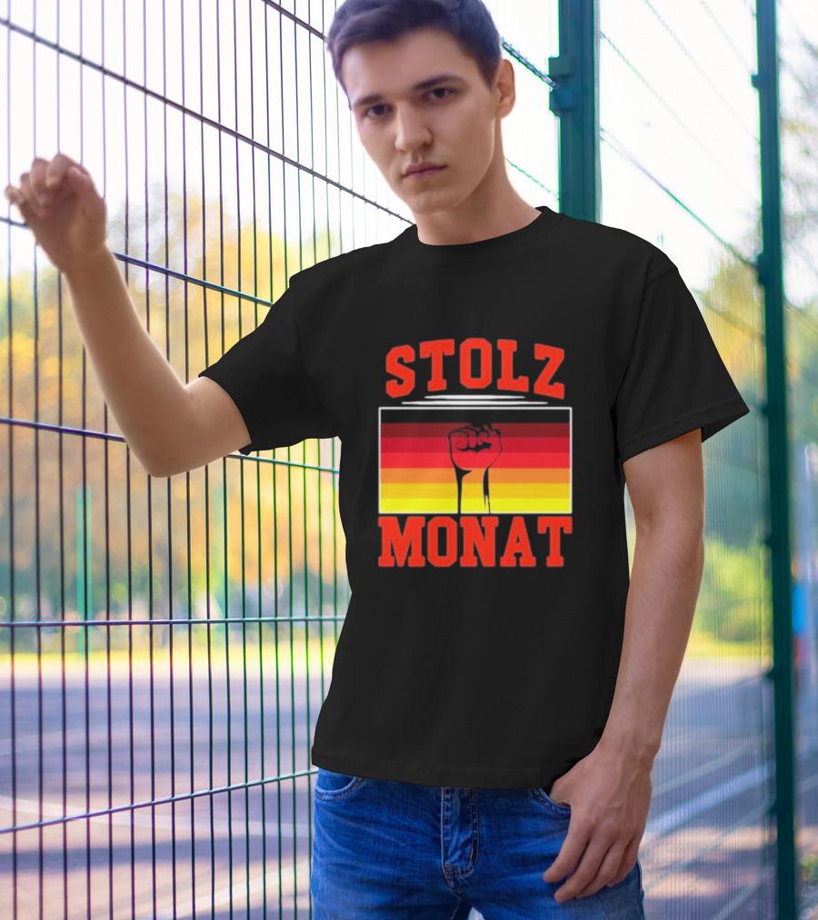 Stolz Monat Fist With German Flag Colors T-Shirt