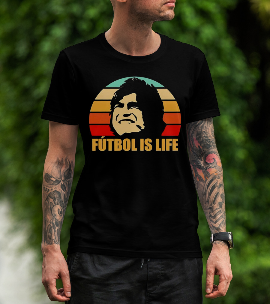Fútbol Is Life Vintage Retro Sunset T-Shirt