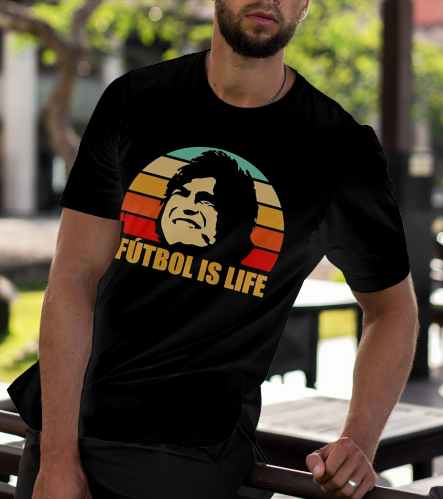 Fútbol Is Life Vintage Retro Sunset T-Shirt