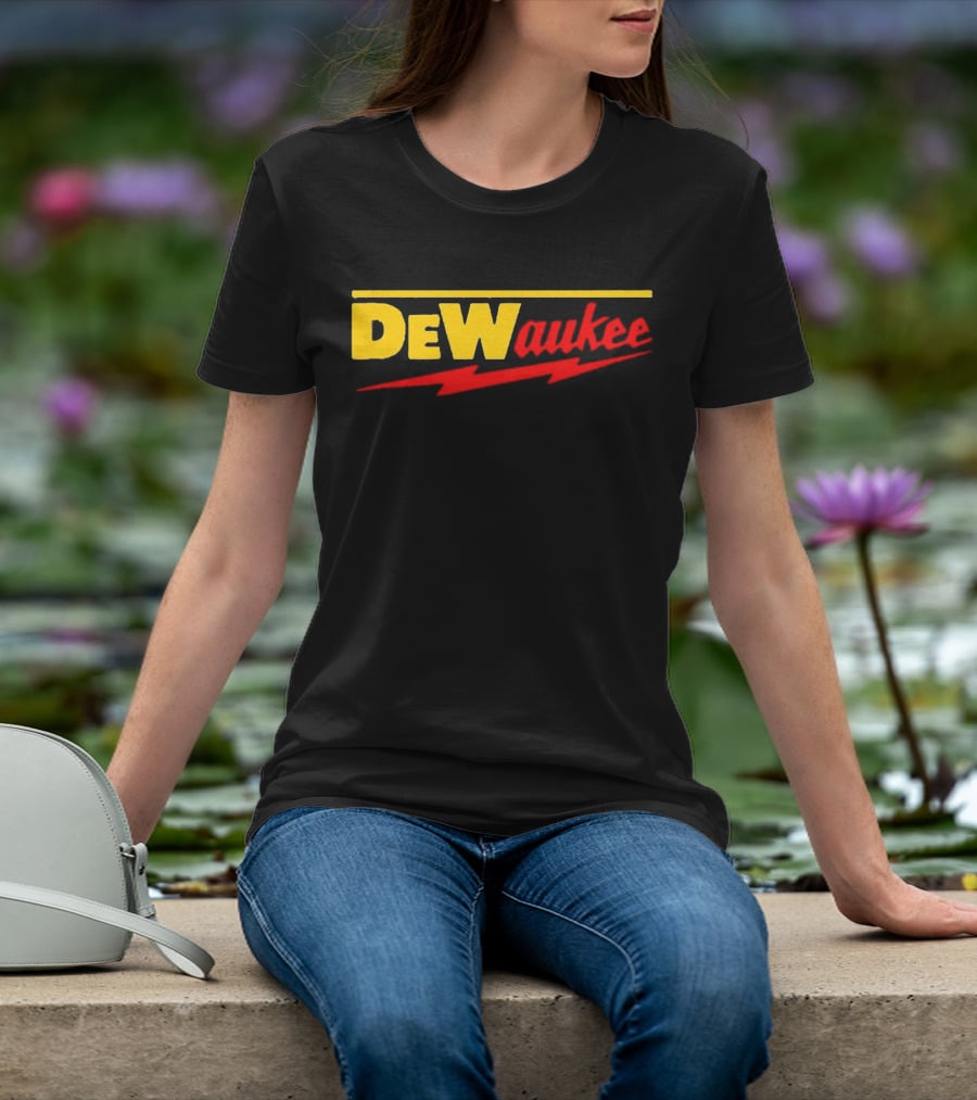 DEWaukee T-Shirt