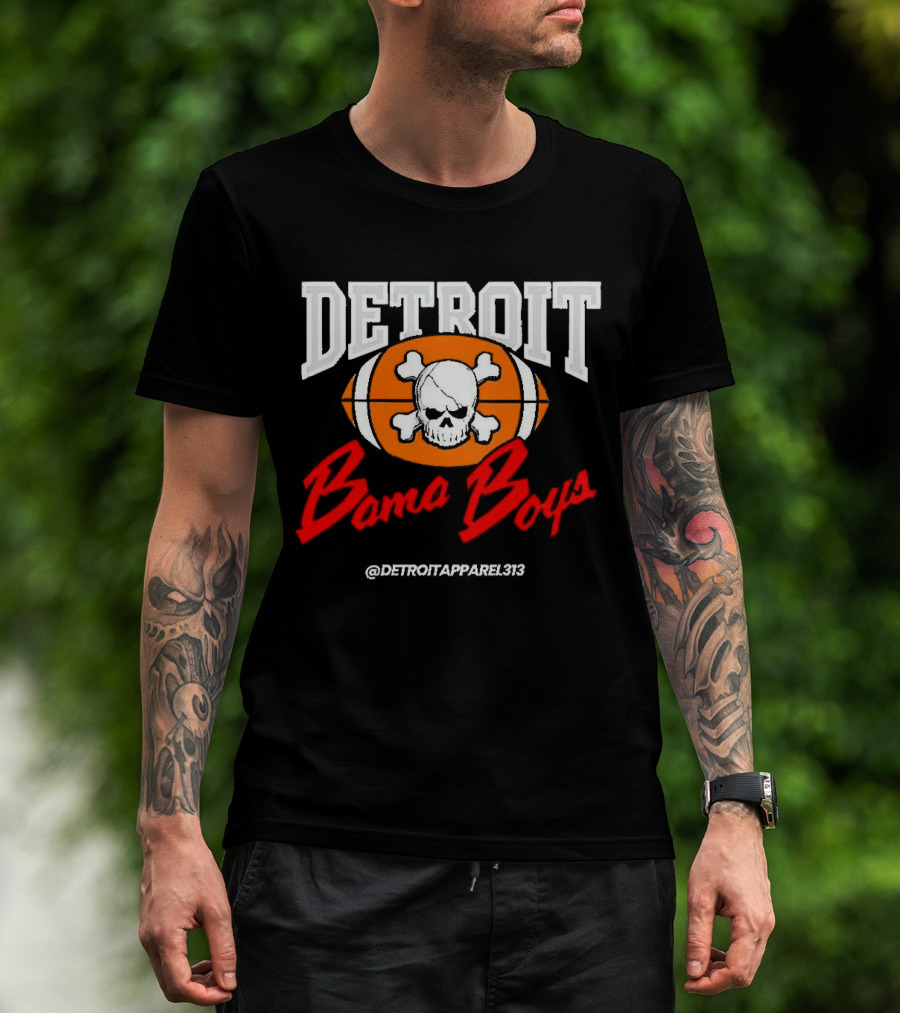 Detroit Bama Boys Skull Football @DetroitApparel313 T-Shirt