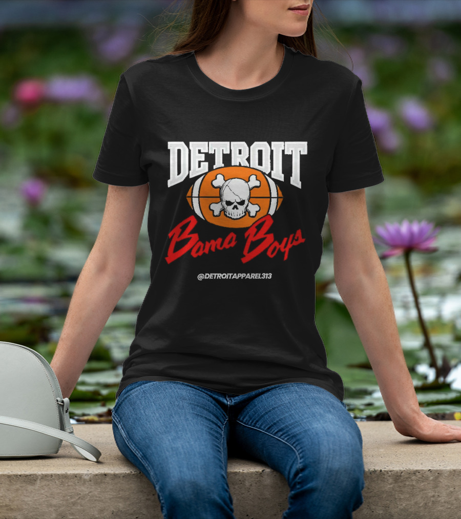 Detroit Bama Boys Skull Football @DetroitApparel313 T-Shirt