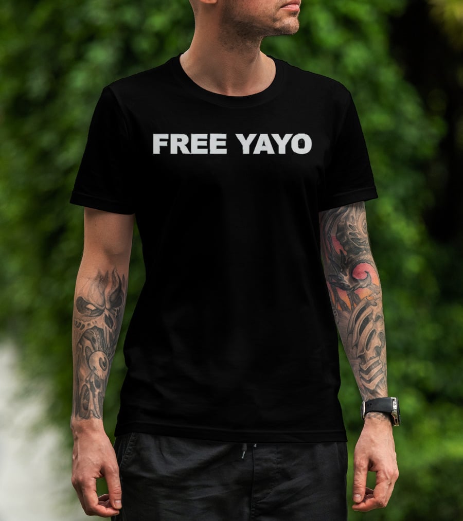 Drake Wears Eminem’s Free Yayo T-Shirt