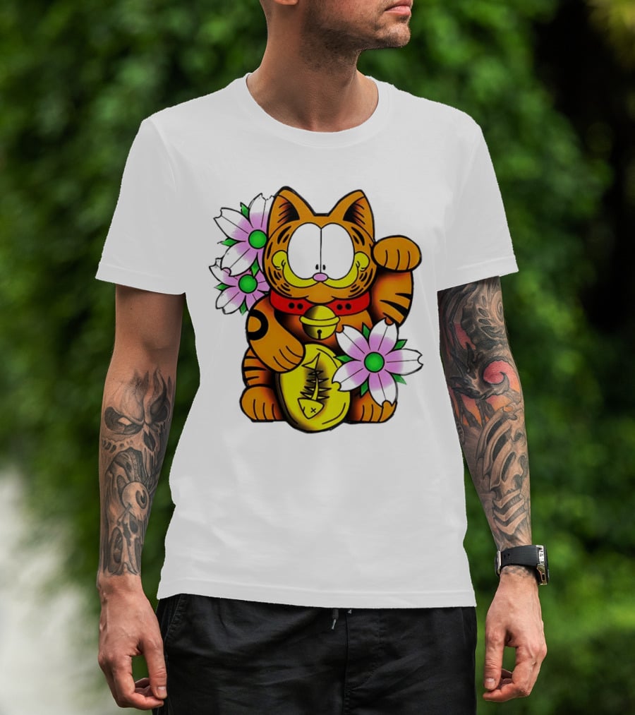 Garfield Maneki Neko With Fish Coin And Flowers T-Shirt
