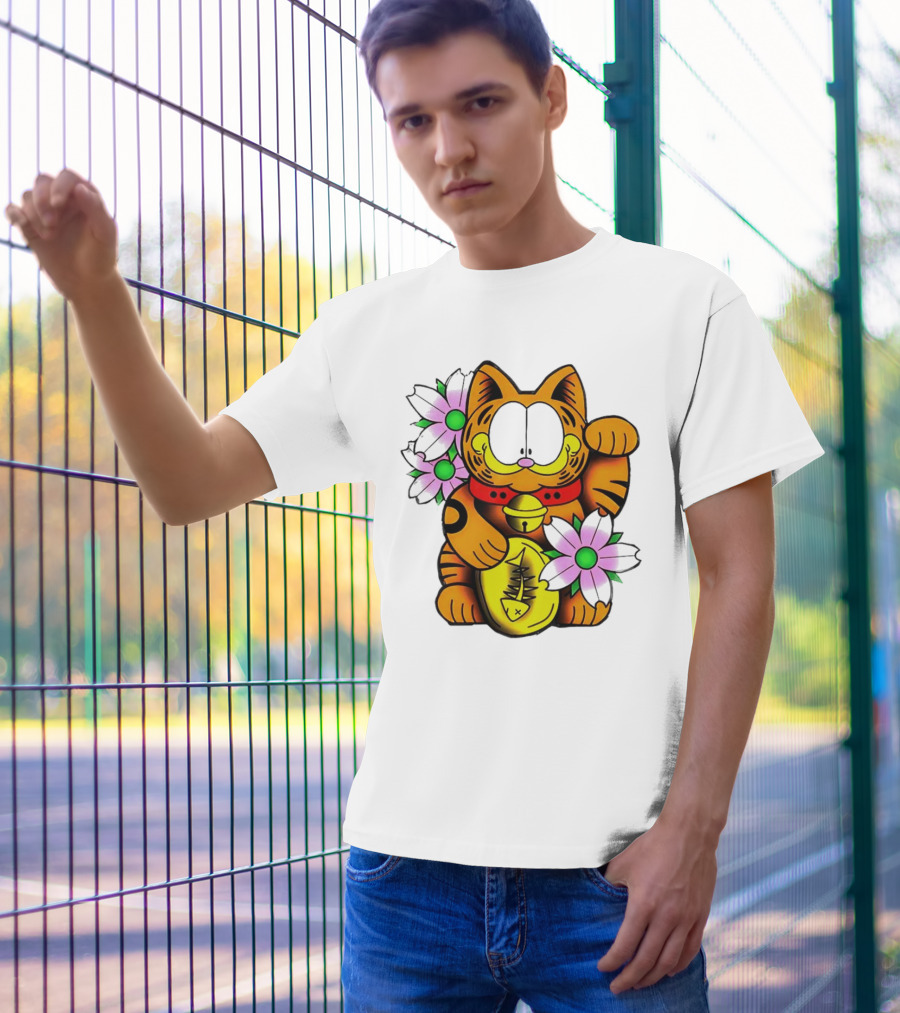 Garfield Maneki Neko With Fish Coin And Flowers T-Shirt