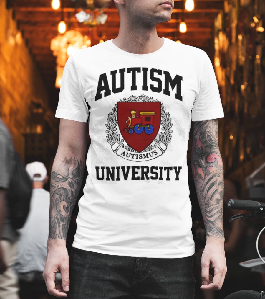 AUTISM UNIVERSITY AUTISMUS CREST CREWNECK T-Shirt