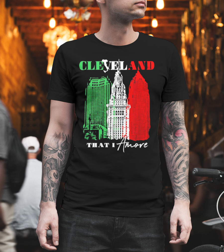 Cleveland That I Amore Italy Flag Skyline T-Shirt
