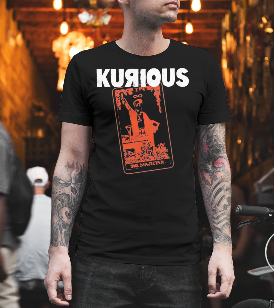 Kurious Gasdrawls The Majician Tarot Card T-Shirt