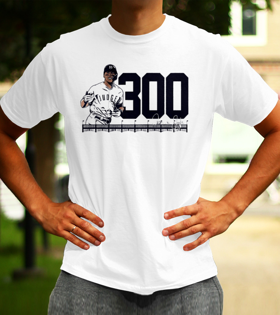 Aaron Judge 300 Career Home Runs Yankees Signature T-Shirt
