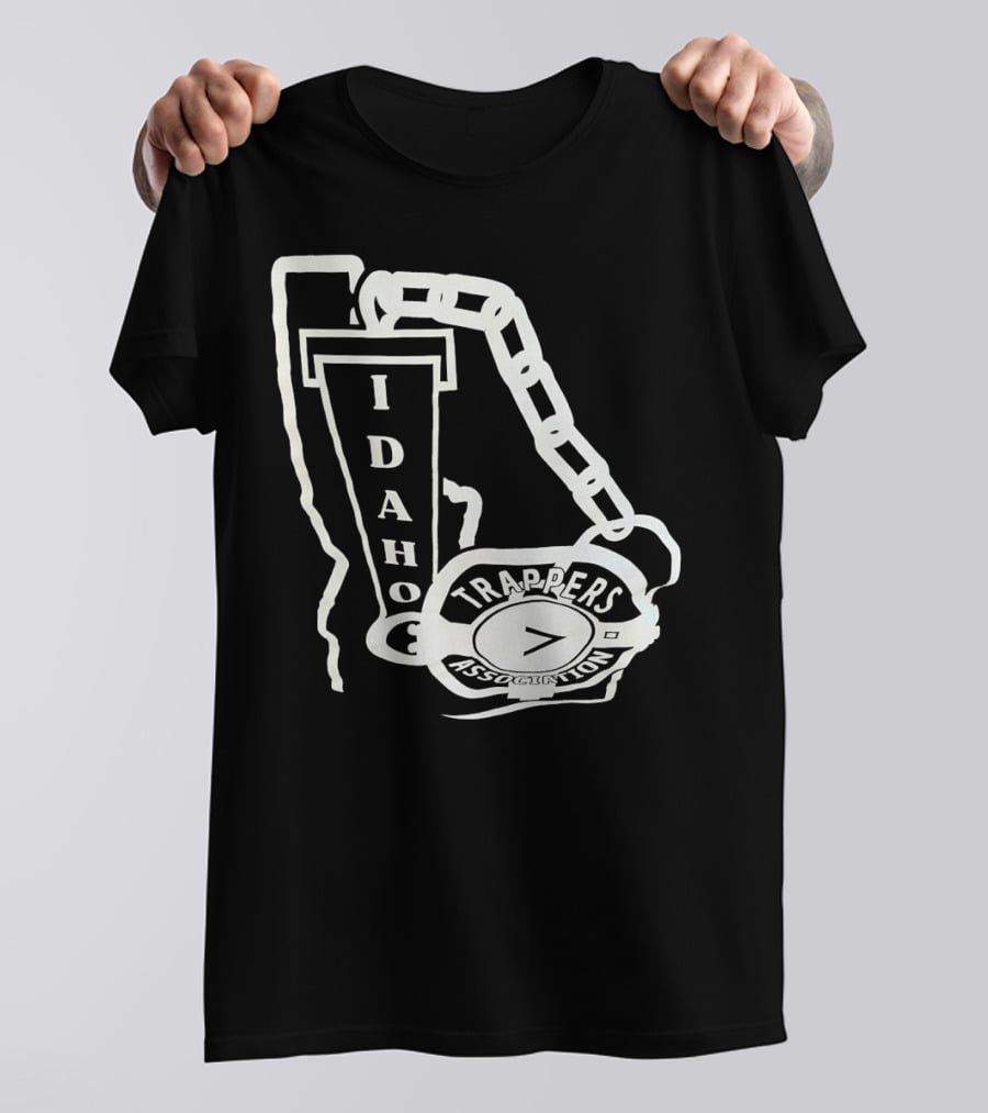 Idaho Trappers Association Logo With Trapper Symbol And Chain T-Shirt