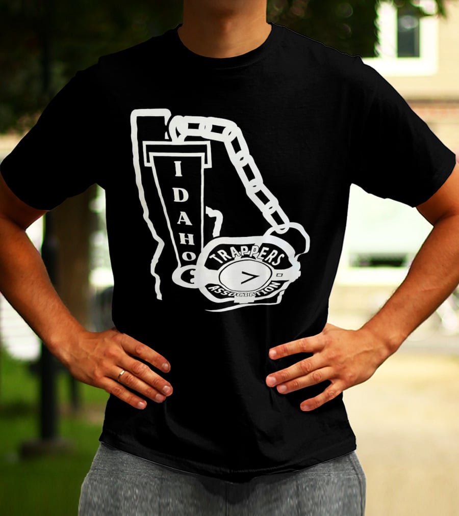 Idaho Trappers Association Logo With Trapper Symbol And Chain T-Shirt
