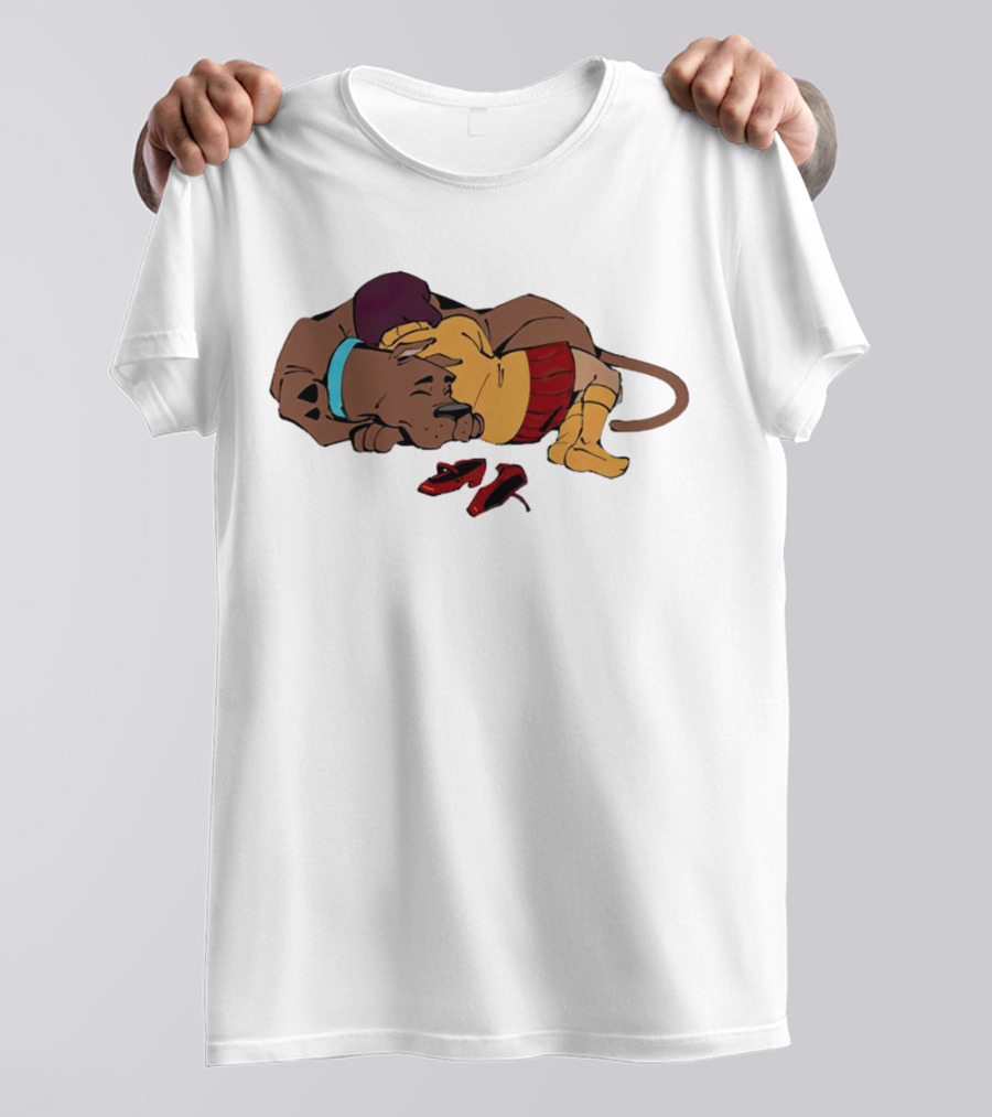 Scooby Doo Velma Dinkley Sleeping Cozy Friends T-Shirt